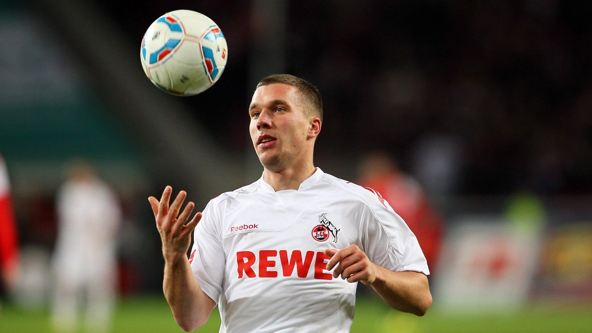 乐鱼官方网站-“校园足球比赛亮点纷呈，青少年展现多样才华”，校园足球竞赛