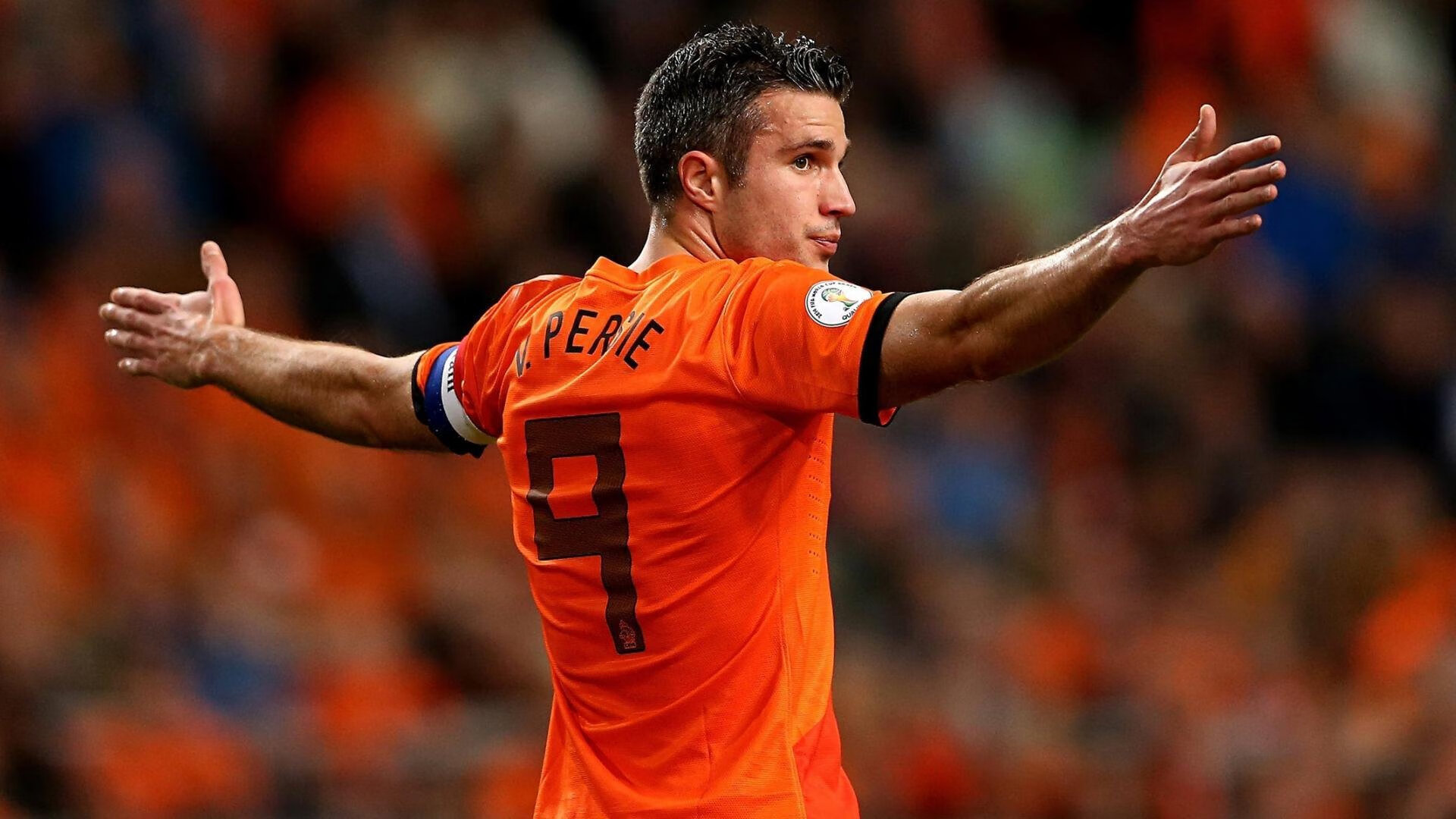 乐鱼app-战术分析：如何破解对手的铁壁防守，铁壁防御